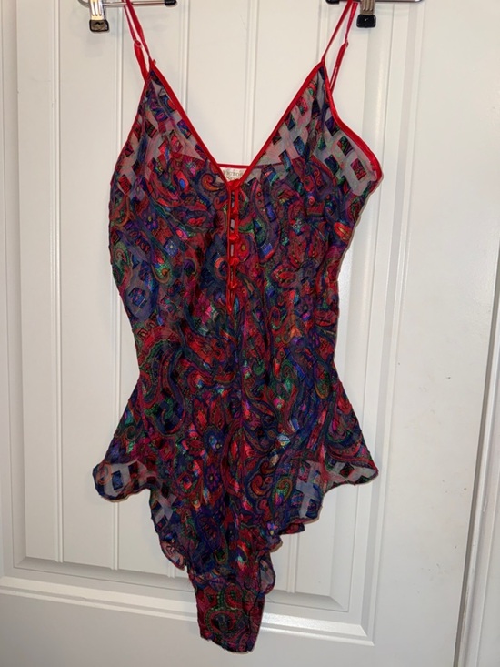 Victoria's Secret Other - Victoria's Secret Sheer Paisley Teddy Red-Multicolor Print Vintage Sz Med